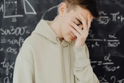 Mon enfant a des difficultés scolaires : que faire ?